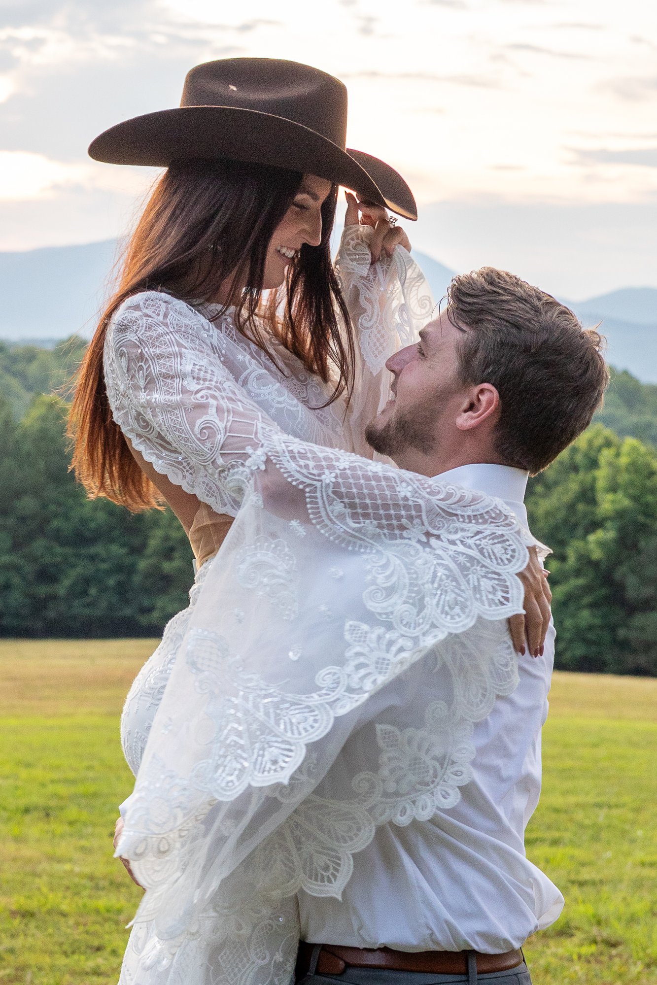 wedding couple at Sierra Vista-2432 wedding couple at Sierra Vista-2432